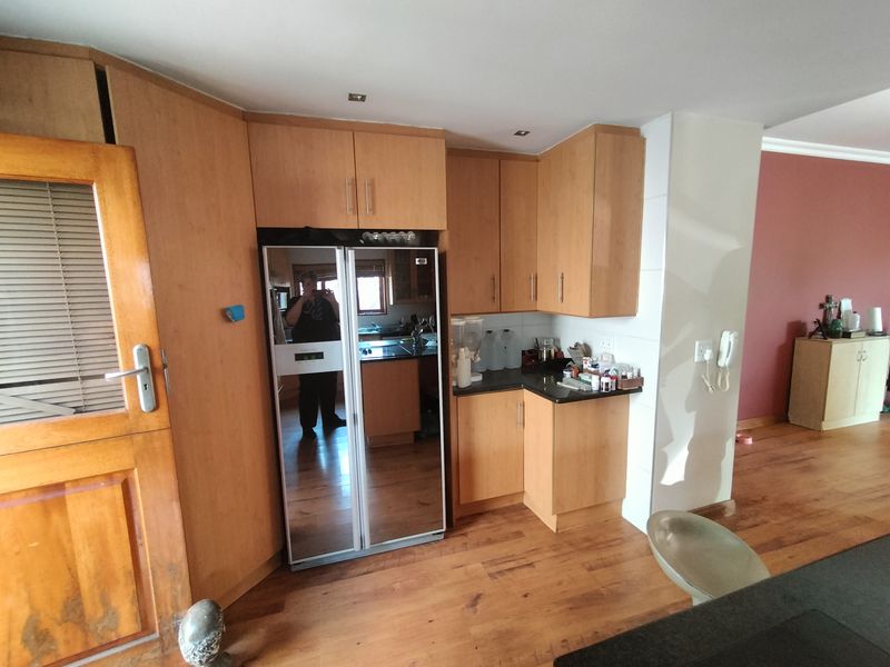 Modern living at its finest in the backdrop of the majestic Magalies in Pretoria North - Photo 5