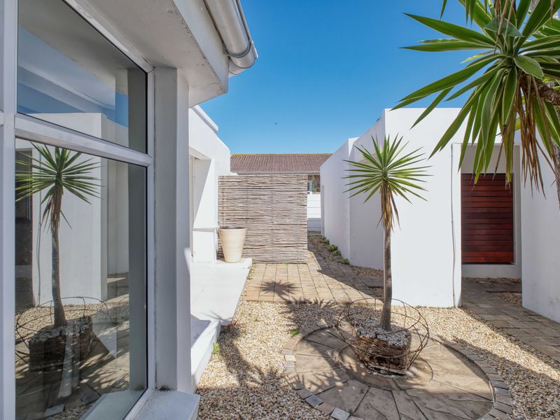 Live In & Earn | Multi-Dwelling Income Property - Photo 4