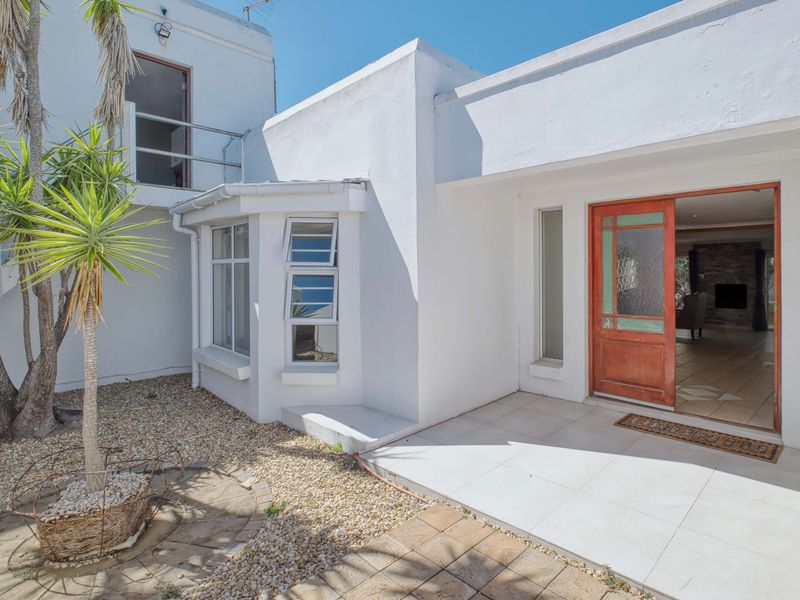 Live In & Earn | Multi-Dwelling Income Property - Photo 3