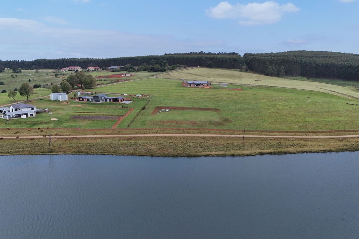 Exclusive 1-Hectare Country Living on Prestigious Hilton College Road - Photo 3