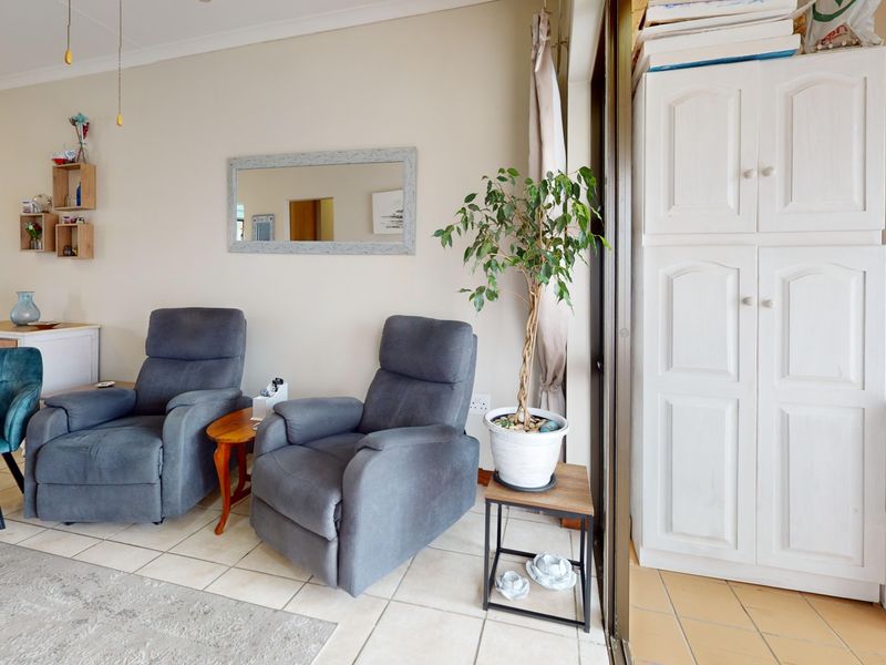 2nd floor Unit - Photo 9