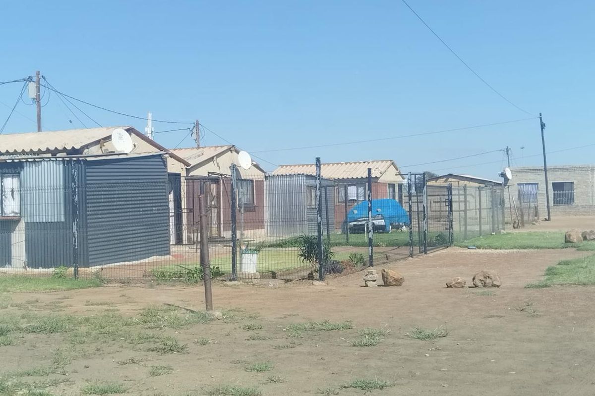 Sole and Exclusive Mandate - Photo 3