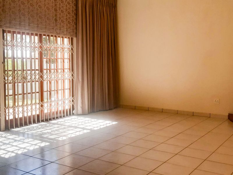 Location.....Location..... - Photo 10