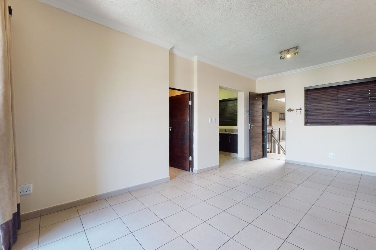 Apartment For Sale In Potchefstroom - Photo 4