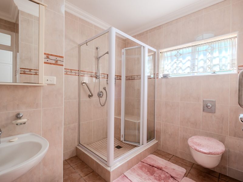 Wake Up To The Sea. Live The La Lucia Lifestyle. - Photo 9