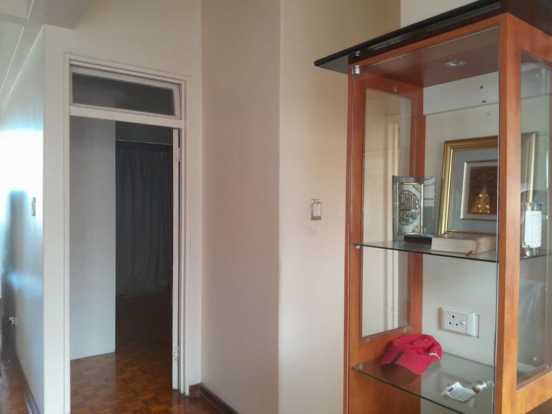 NEAT APARTMENT - Photo 5