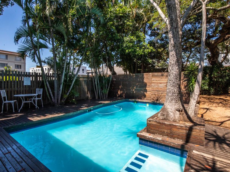 Set in the peaceful, leafy street in the heart of Morningside - Photo 9