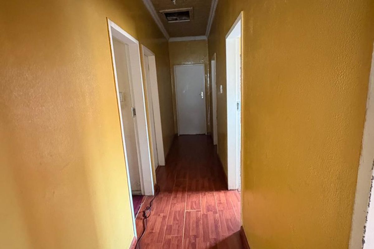 House for sale close to CBD \ Inverstors - Photo 4