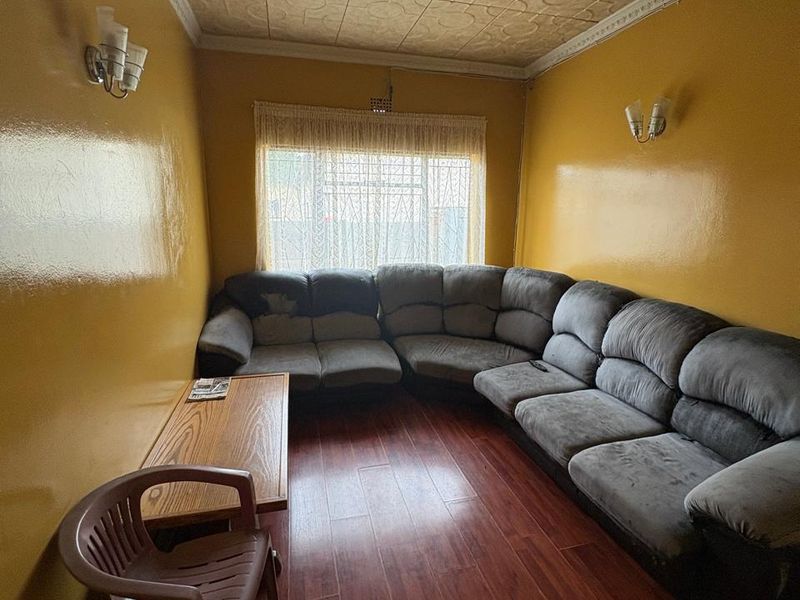 House for sale close to CBD \ Inverstors - Photo 6