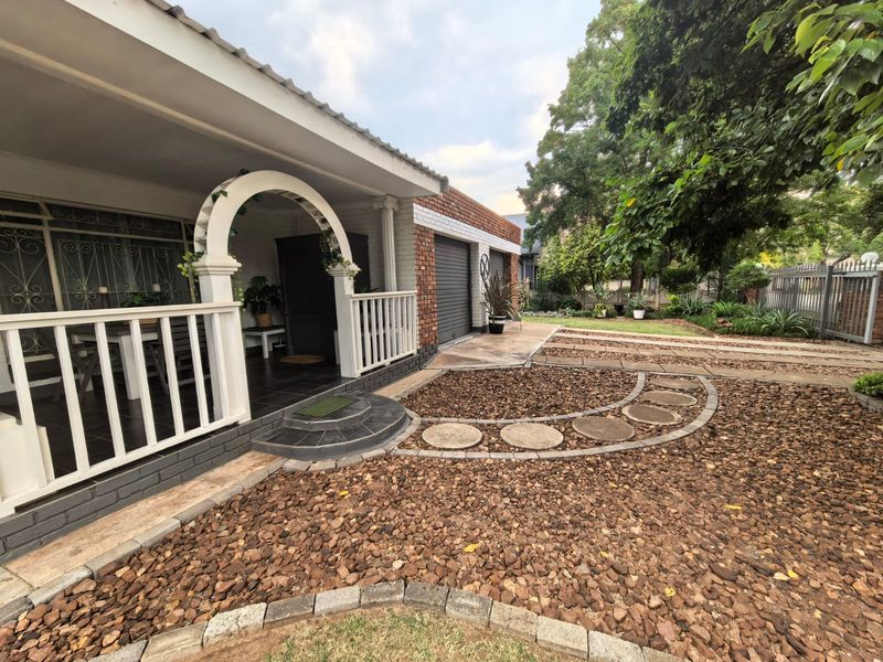 Gorgeous home on the market in Parys - Photo 3