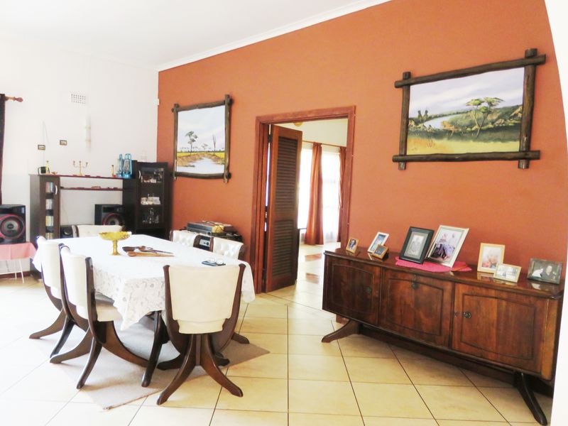 Low Maintenance, High Value Home in Deneysville, Vaal Dam - Photo 3