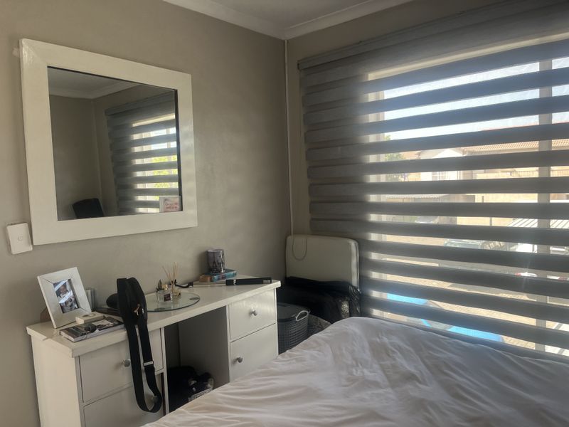 Spacious 2-bedroom apartment in Albertsdal, Alberton - Photo 10