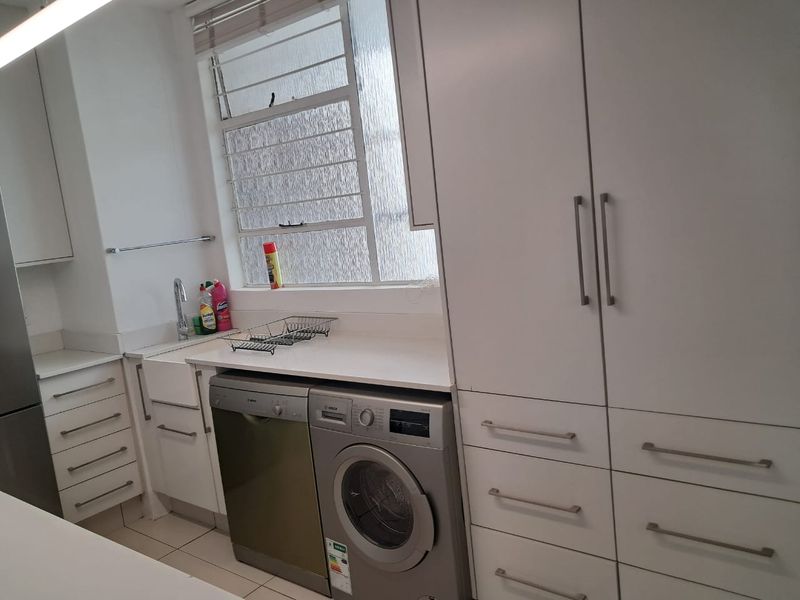 Furnished 2 Bed 2 Bath Apartment - Photo 10