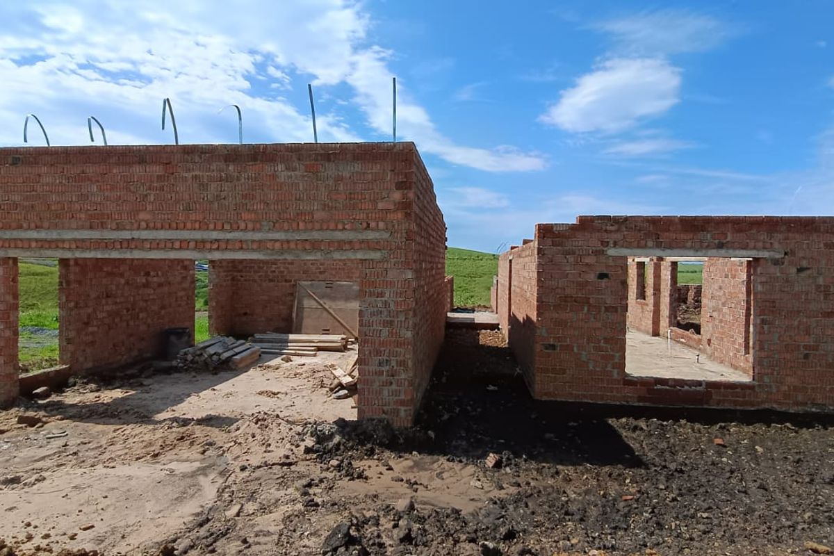 Unbelievable Opportunity for Stylish Estate Living - Photo 2