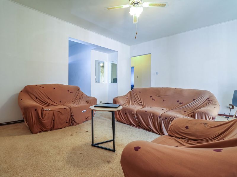 Spacious, Sunlit & Secure A Must-See Investment Opportunity! - Photo 6