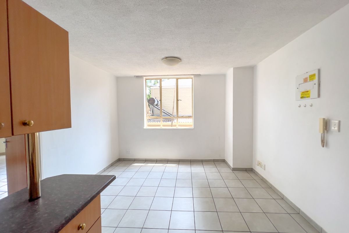 A Must C!  A Must Buy! - Photo 3