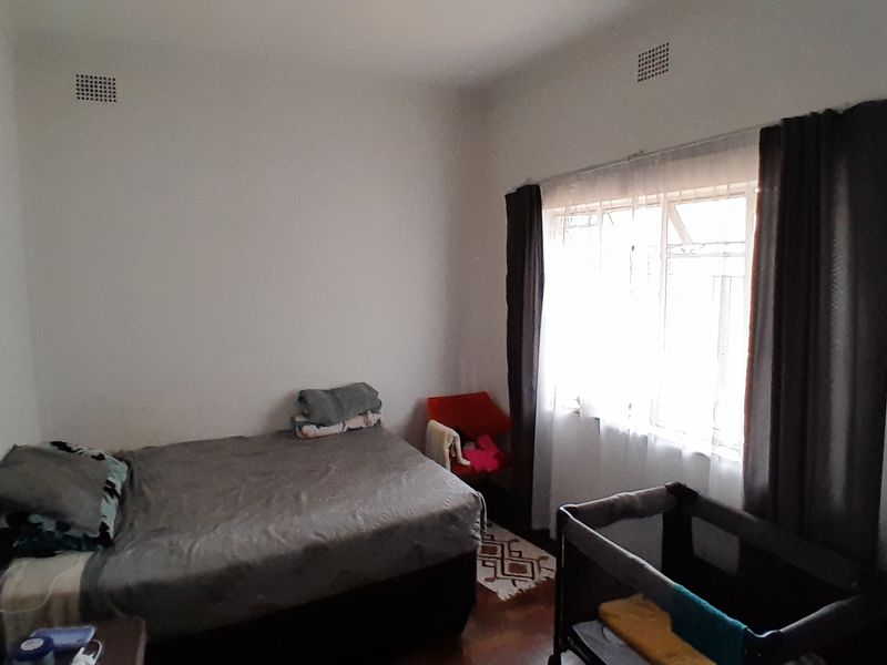 Modern Comfort Meets Low-Maintenance Living - Photo 7