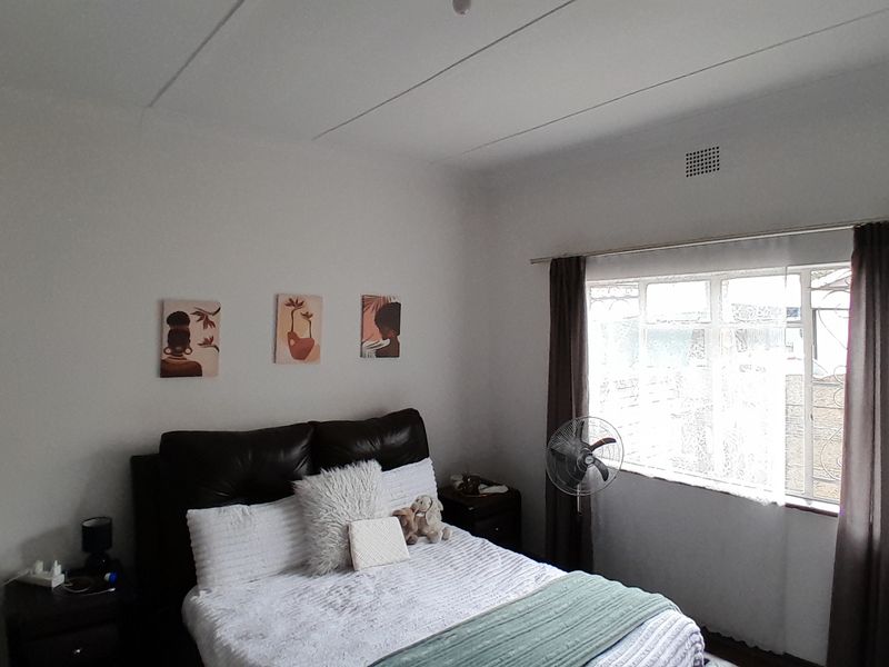 Modern Comfort Meets Low-Maintenance Living - Photo 6