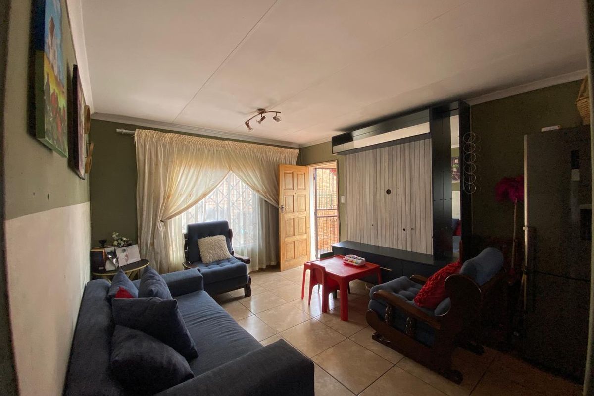 Hot Listing in Prime Location – Ideal Investment or First-Time Buy - Photo 5