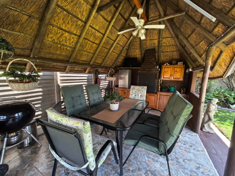 Are you looking for a secure Townhouse which is off the grid? - Photo 5