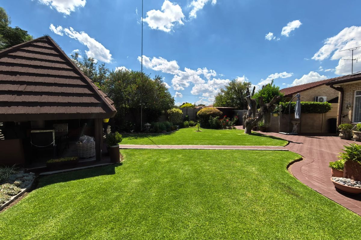 Are you looking for a secure Townhouse which is off the grid? - Photo 4