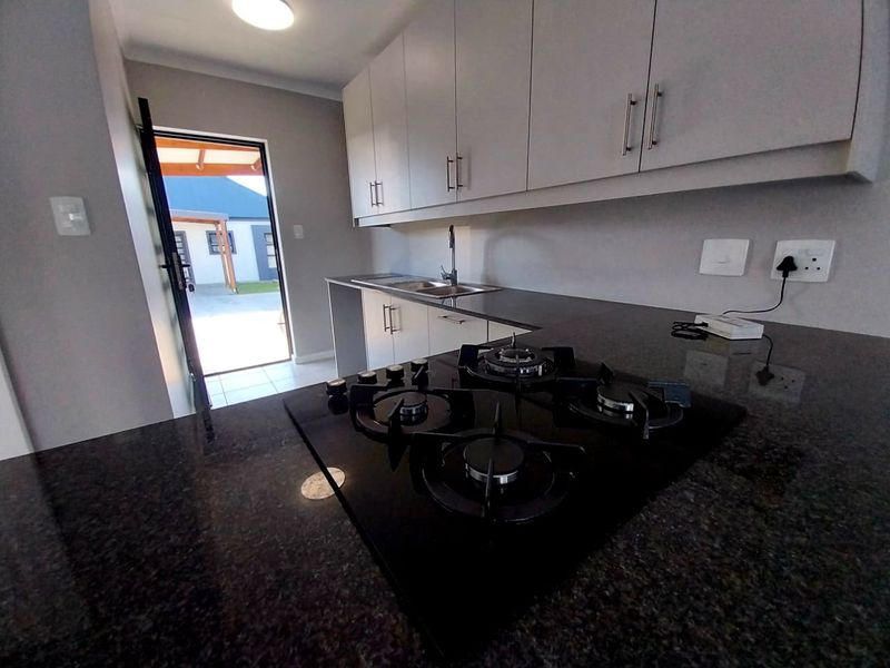 Family Friendly Complex - Photo 2