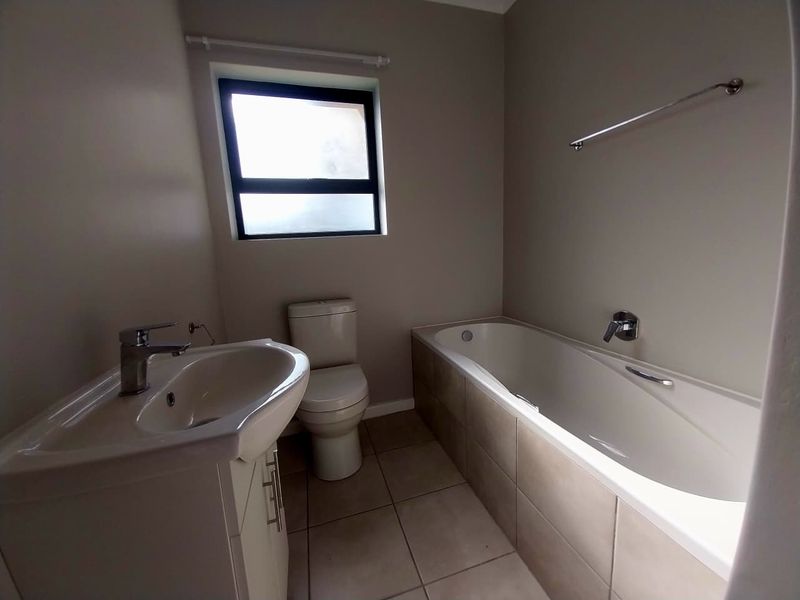 Family Friendly Complex - Photo 7