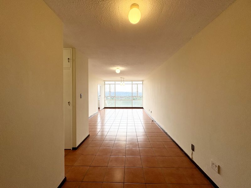 SPACIOUS 2-BEDROOM APARTMENT (near Silverton) - Photo 8