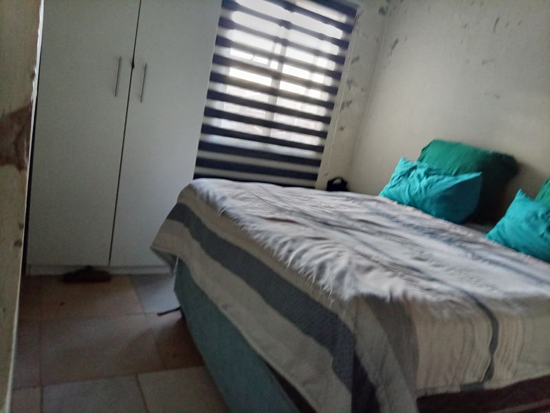 "Modern and Spacious Family Home for Sale at Mdantsane nu14 - Photo 8