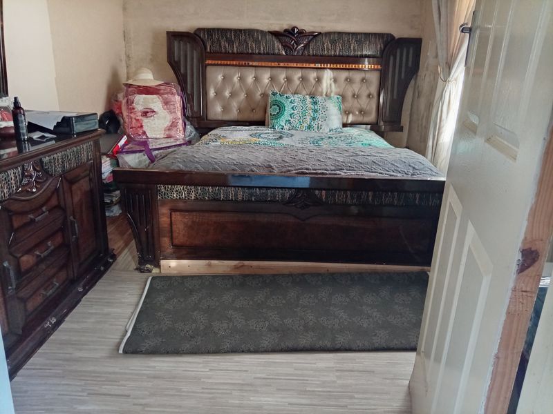 "Modern and Spacious Family Home for Sale at Mdantsane nu14 - Photo 5