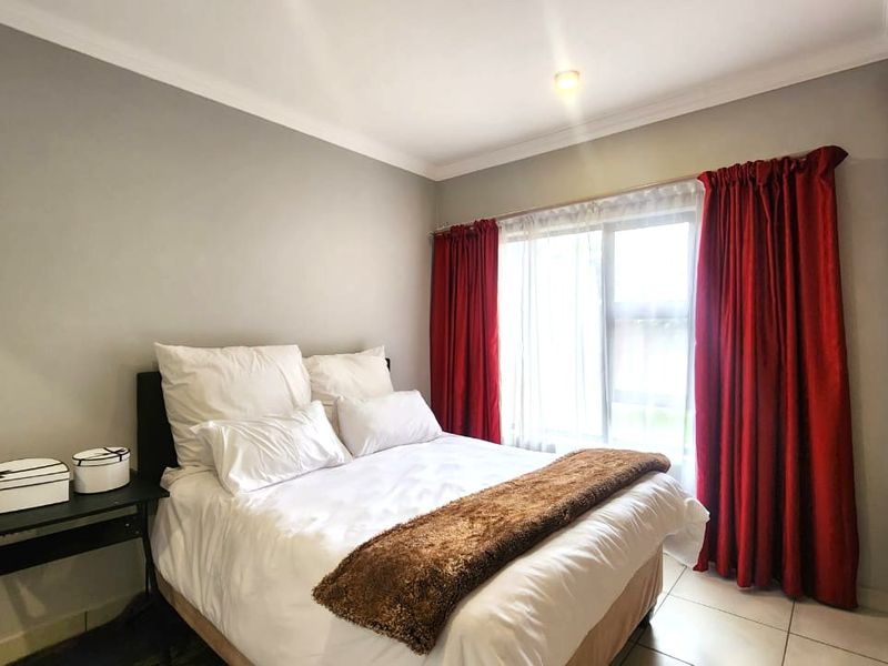 Modern Estate Living in Six Fountains Residential Estate - Photo 9