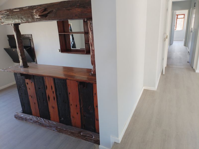 NEWLY RENOVATED 3 BEDROOM HOUSE FOR SALE - Photo 10