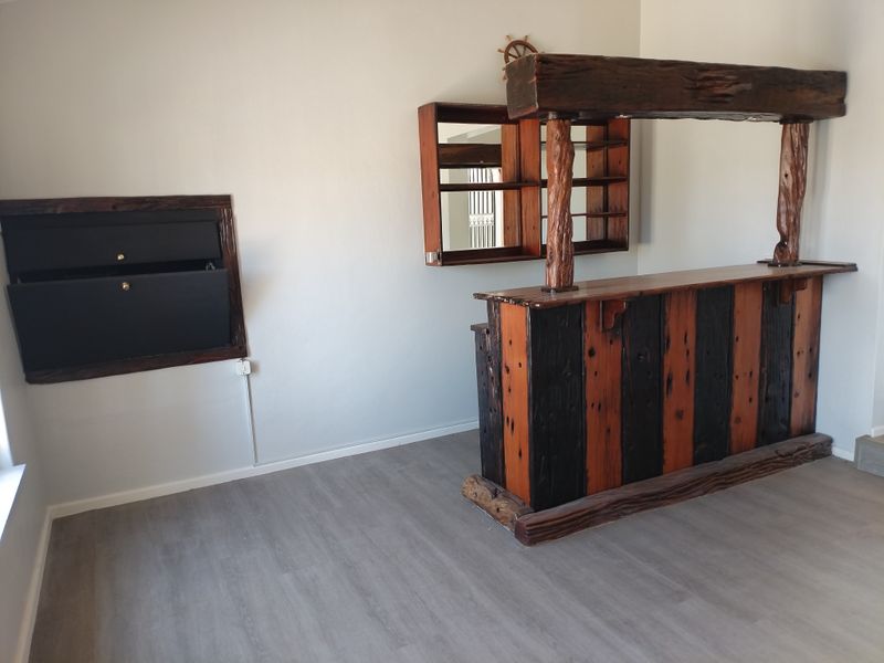 NEWLY RENOVATED 3 BEDROOM HOUSE FOR SALE - Photo 8