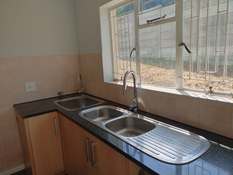 NEWLY RENOVATED 3 BEDROOM HOUSE FOR SALE - Photo 6