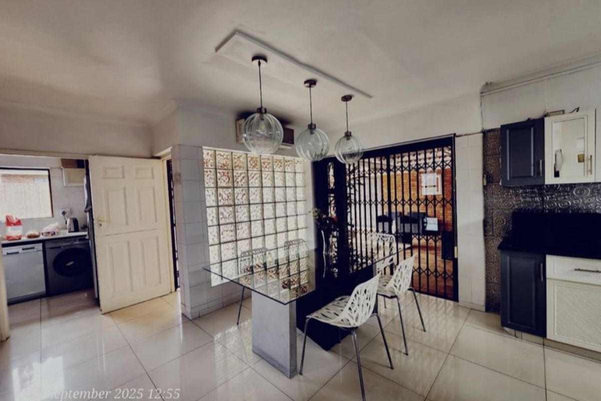 Exceptional Dual Living Opportunity Luxury Space and Versatility - Photo 2