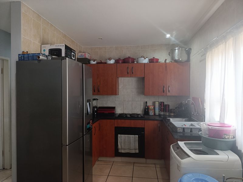 APARTMENT FOR SALE - Photo 2