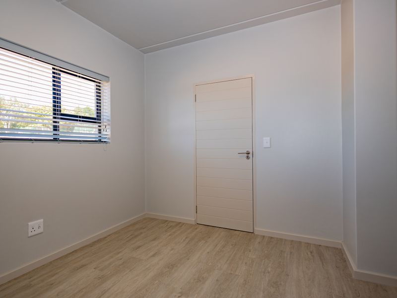 RETIRE IN STYL AT THE BEAUTFUL ZONNEZICHT RETIREMENT VILAGE - Photo 6