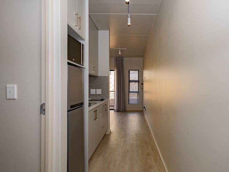 RETIRE IN STYL AT THE BEAUTFUL ZONNEZICHT RETIREMENT VILAGE - Photo 3