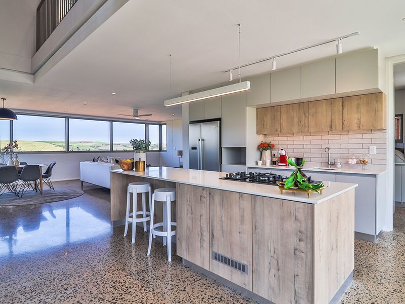 Luxury Home On Golf Estate - Photo 4