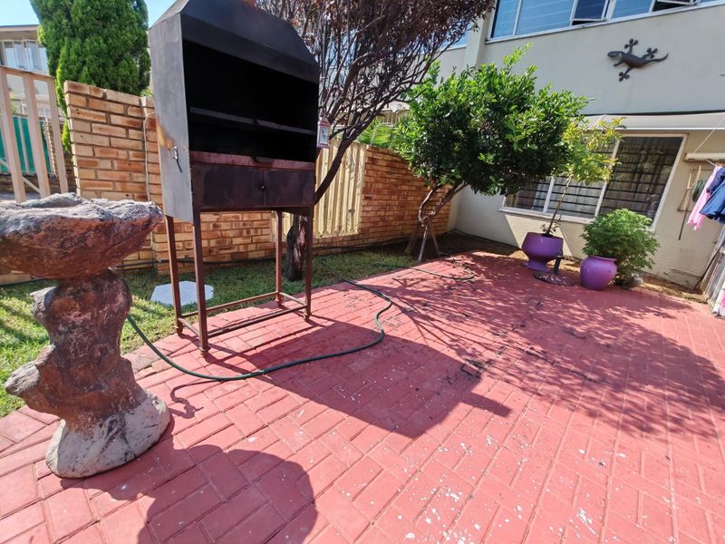 3 Bedroom Townhouse for sale In Sasolburg Ext 2 - Photo 8