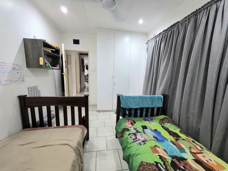 Charming Family Home in the Heart of Arboretum - Photo 6