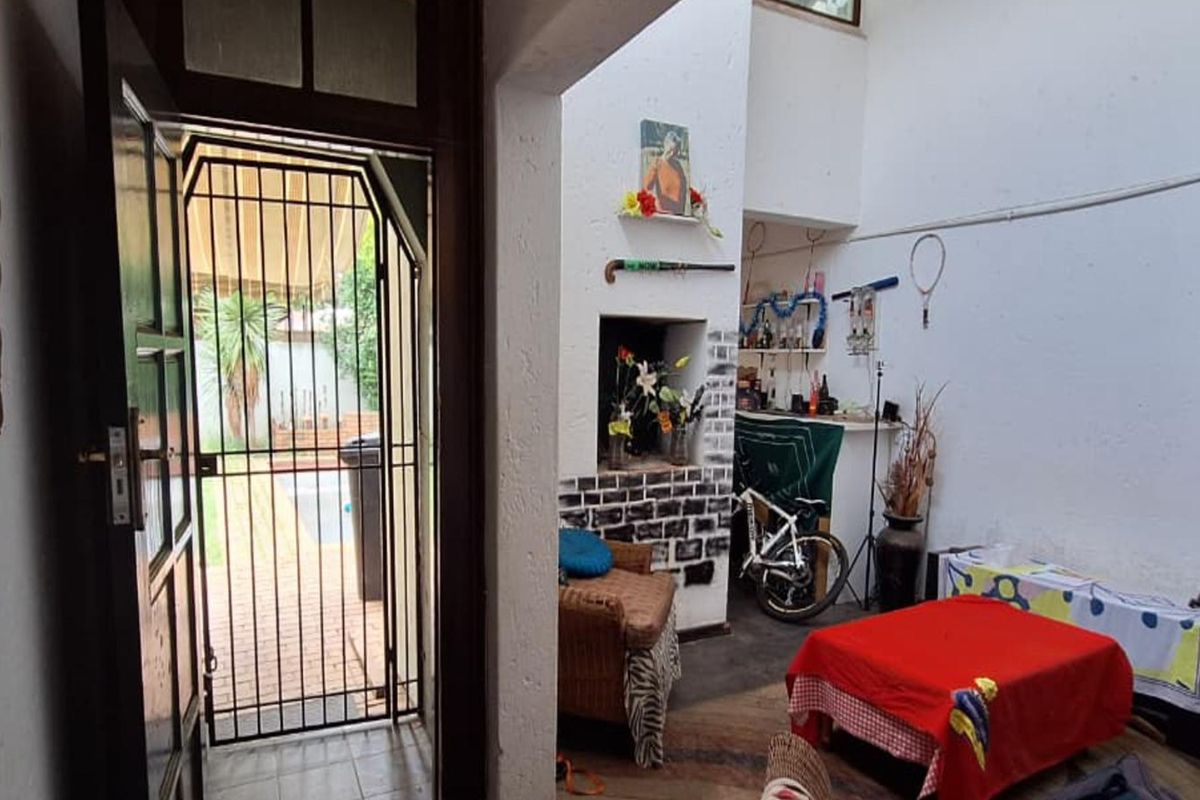 A TRUE delight for any DIY and investor - Photo 4