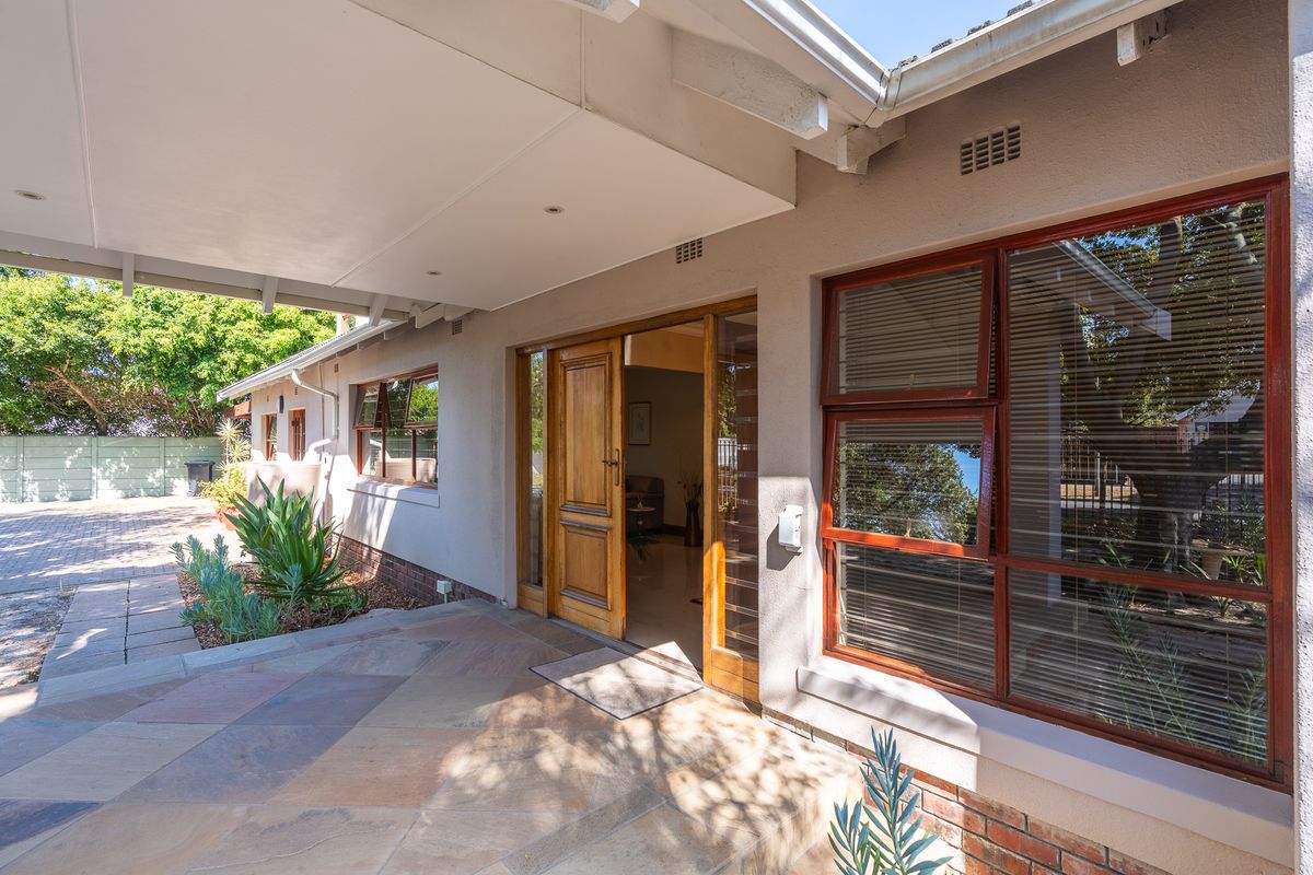 Just Move In | Renovated 3-Bedroom Corner Gem in Pinelands - Photo 3