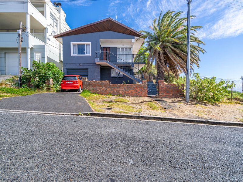 Elevated Living in the Heart of Bo-Kaap - Photo 2