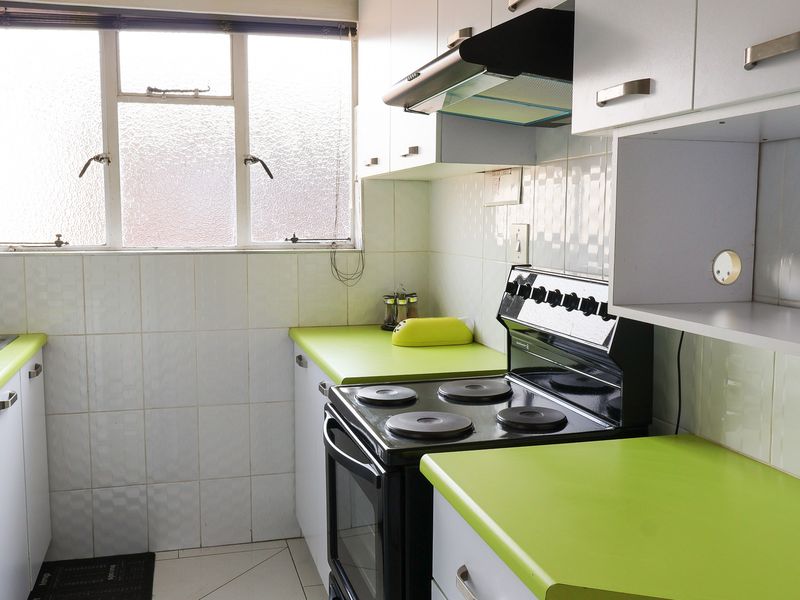 Two Bedroom Apartment in Scottsville for Sale - Photo 2