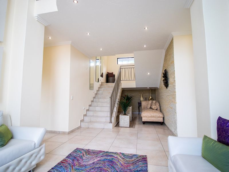 4 Bedroom House for sale in secured estate in Meyersdal !!! - Photo 6