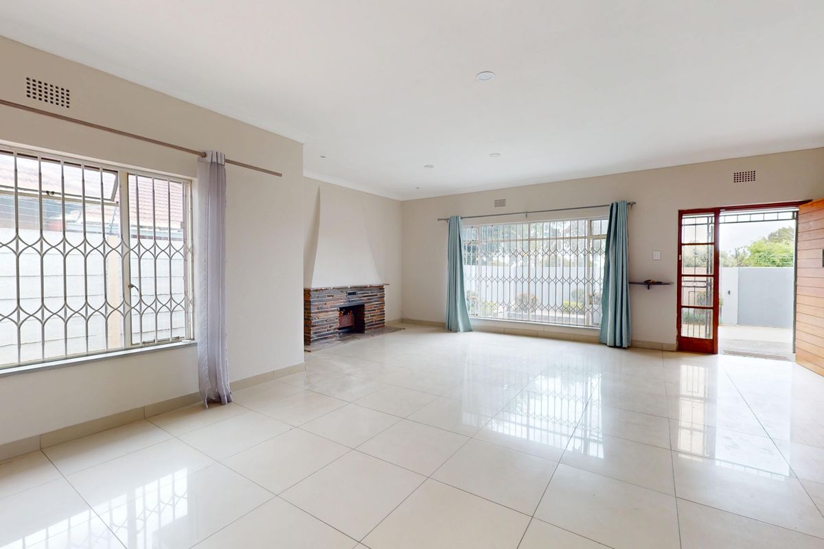 Starting to bid from R1,349,000! Non-Distressed Live Luxury Auction! - Photo 4