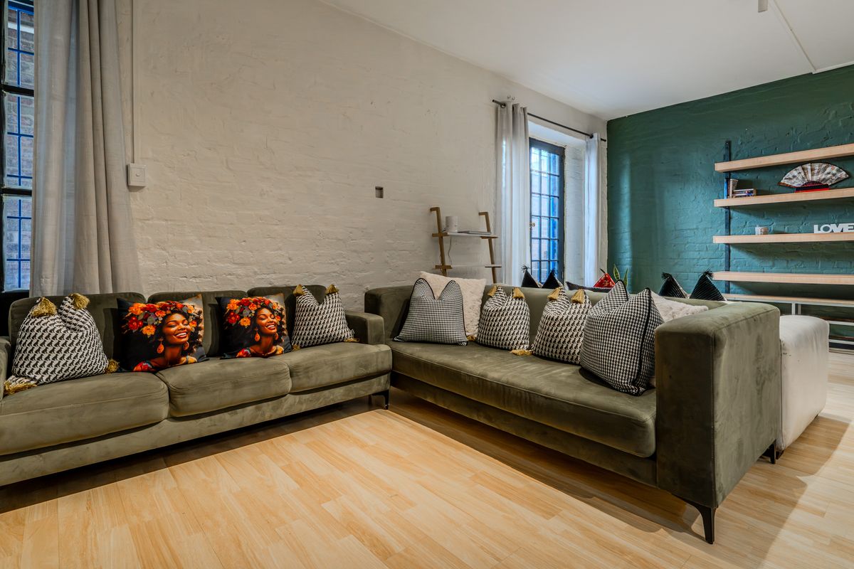 Bidding to start from R2,500,000!!! Live Luxury Auction! - Photo 5