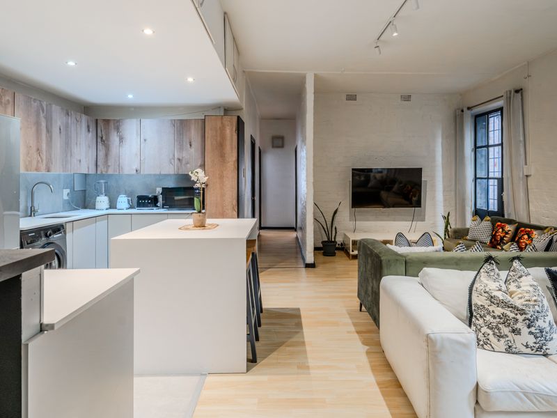 Bidding to start from R2,500,000!!! Live Luxury Auction! - Photo 3