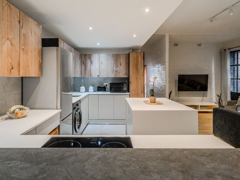 Bidding to start from R2,500,000!!! Live Luxury Auction! - Photo 7